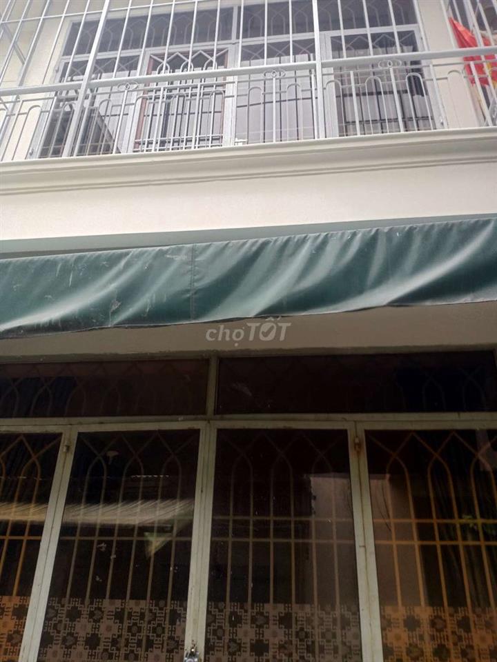 nhà đẹp cho cô chú ace, làm văn phòng hay ở gia đình rất ok luôn