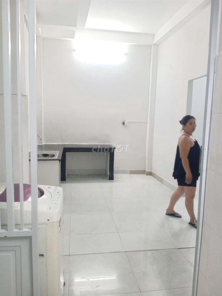 nhà đẹp cho cô chú ace, làm văn phòng hay ở gia đình rất ok luôn