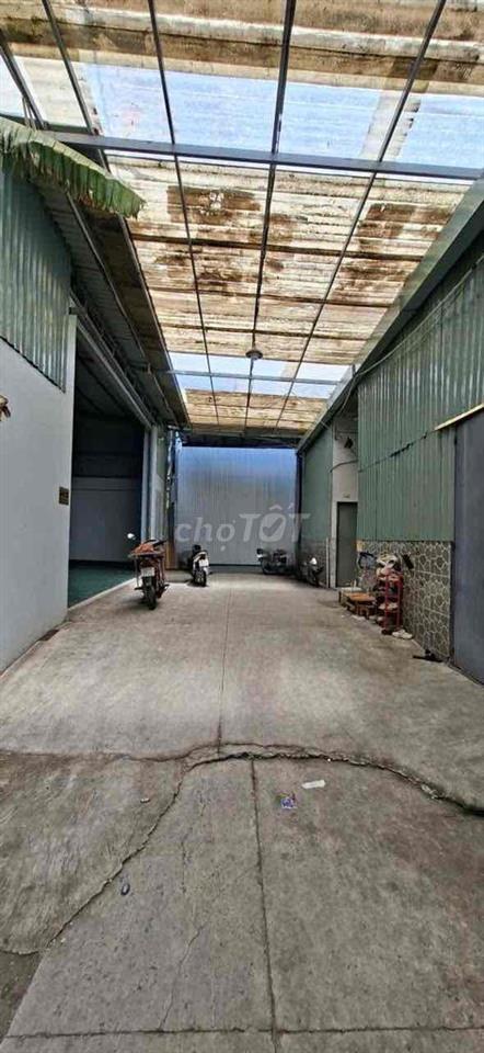 CHO THUÊ XƯỞNG TÂN HIỆP HÓC MÔN GIÁ TỐT