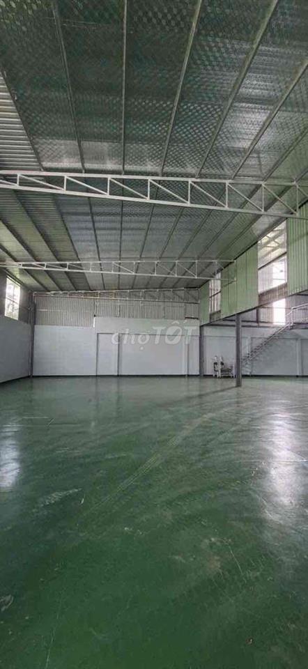CHO THUÊ XƯỞNG TÂN HIỆP HÓC MÔN GIÁ TỐT