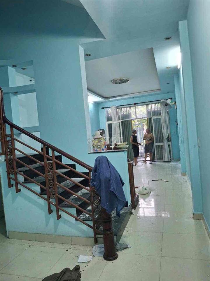 CHO THUÊ NHÀ KHU 10HA CÔNG VIÊN HẠNH PHÚC