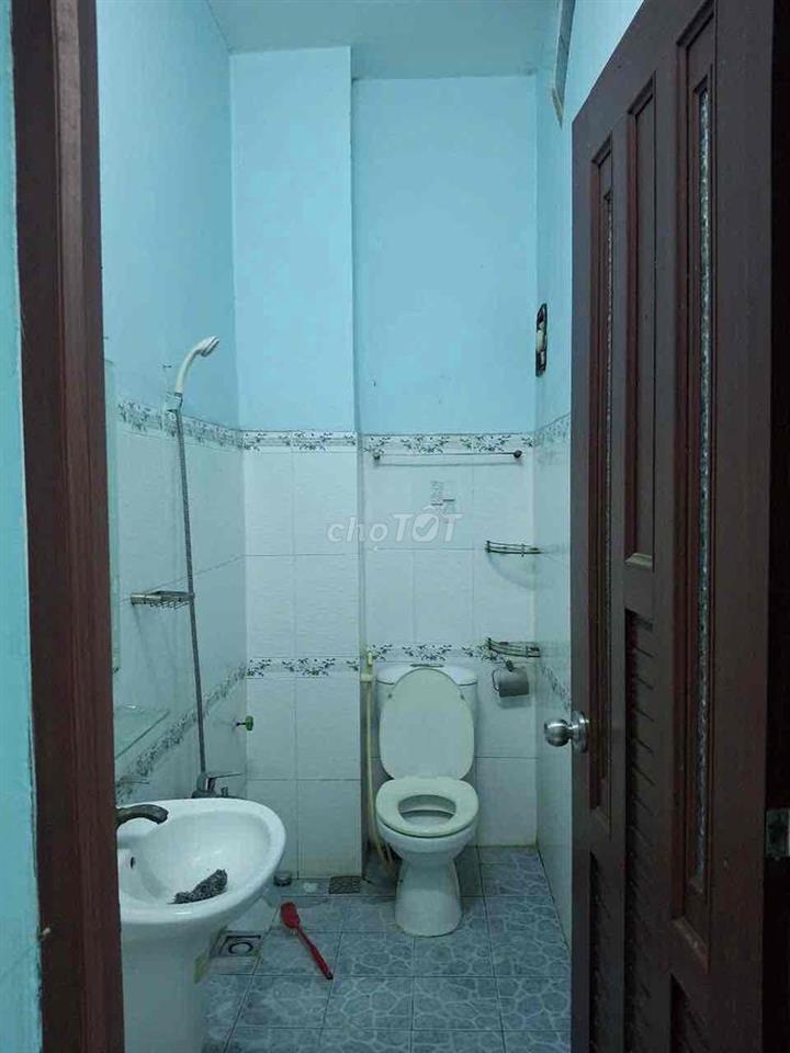 CHO THUÊ NHÀ KHU 10HA CÔNG VIÊN HẠNH PHÚC