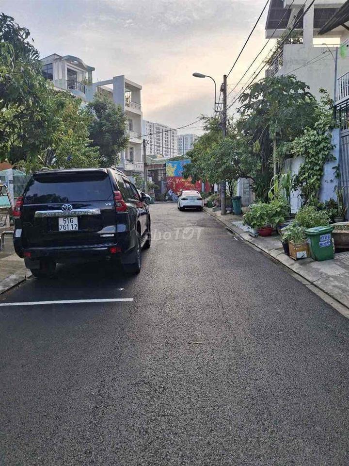 CHO THUÊ NHÀ KHU 10HA CÔNG VIÊN HẠNH PHÚC