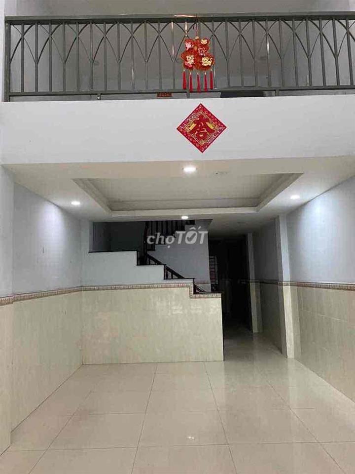 CHO THUÊ NHÀ MẶT TIỀN TTN 17 KHU 38ha GIÁ TỐT