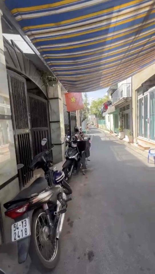 CHO THUÊ NHÀ xây mới HẺM THÔNG SONG HÀNH- ĐÔNG HƯNG THUẬN GIÁ TỐT