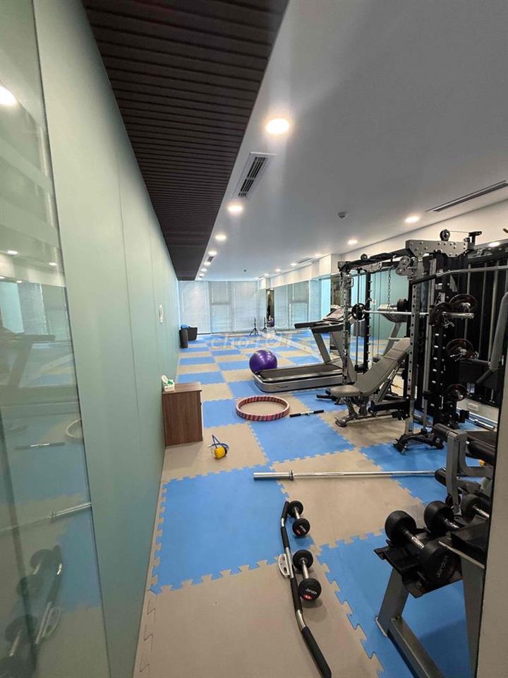 CHO THUÊ TOÀ NHÀ VĂN PHÒNG MẶT TIỀN KHU 300C GIÁ TỐT