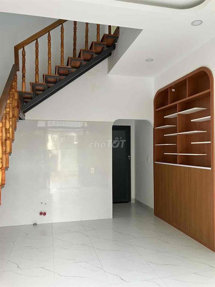 CHO THUÊ NHÀ PHAN VĂN HỚN NGAY CẦU THAM LƯƠNG GIÁ TỐT