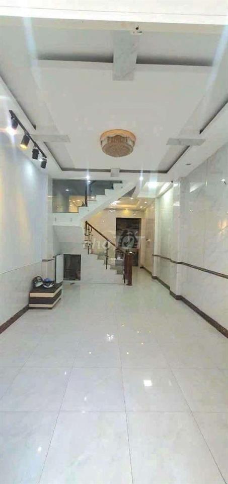 Nhà hẻm xe Phan Huy Ích 4x15m 2 lầu 4pn có nội thất