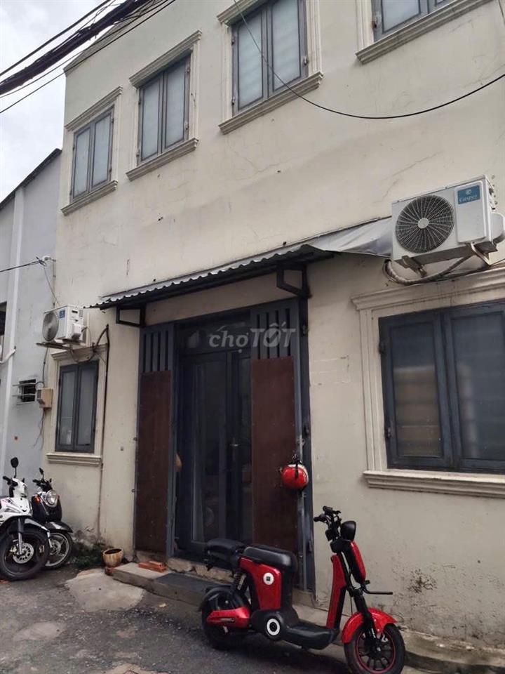 cho thuê nha nguyên căn hẻm xe hơi