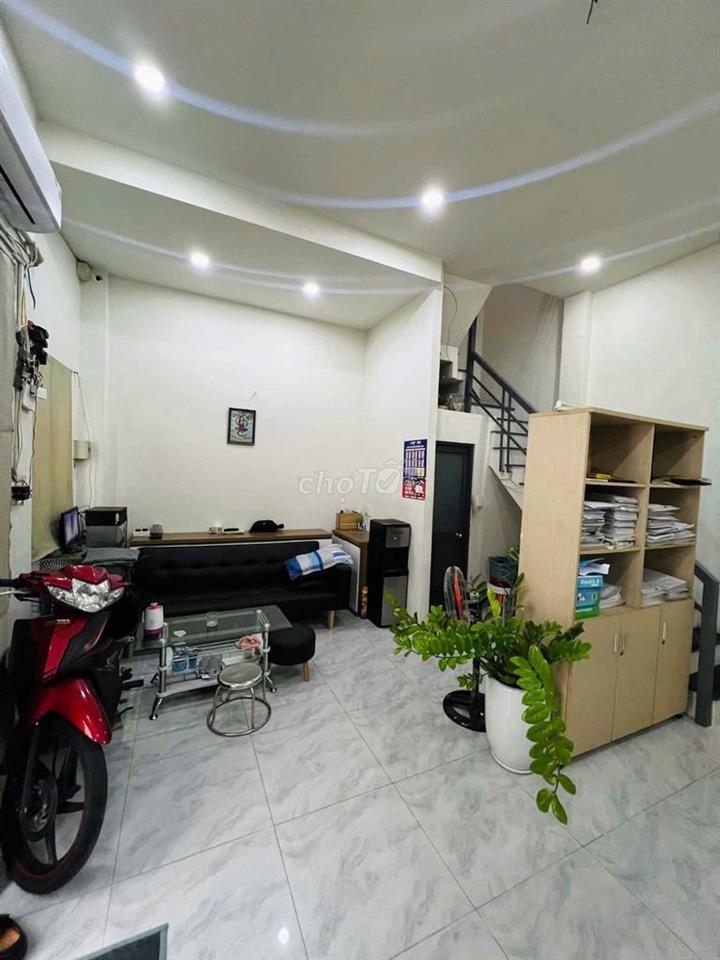 cho thuê nha nguyên căn hẻm xe hơi