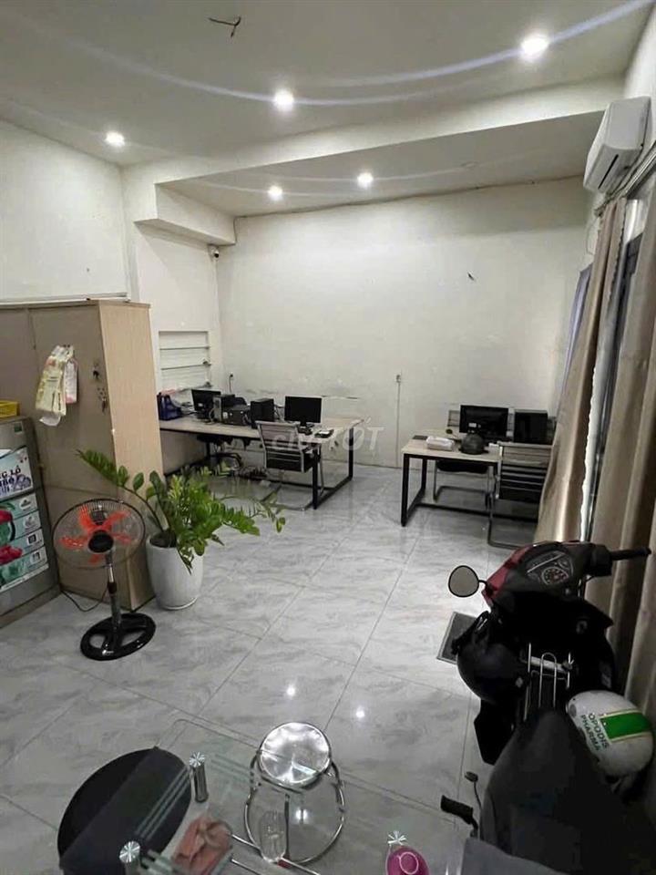 cho thuê nha nguyên căn hẻm xe hơi