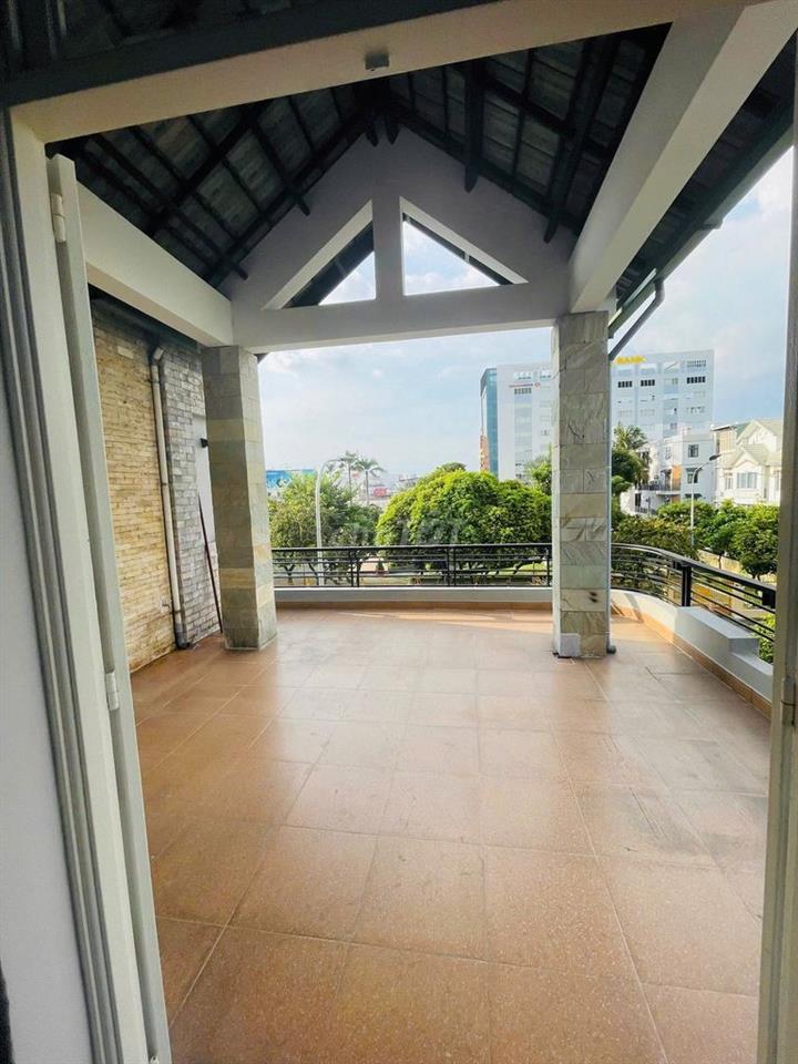 NGAY MẶT TIỀN NGUYỄN VĂN LƯỢNG 𝐂𝐡𝐨 𝐭𝐡𝐮𝐞̂ 𝟏 𝐥𝐚̂̀𝐮 𝟐 𝐫𝐢𝐞̂𝐧𝐠 𝐛𝐢𝐞̣̂𝐭 𝟏𝟎𝟎𝐦𝟐 