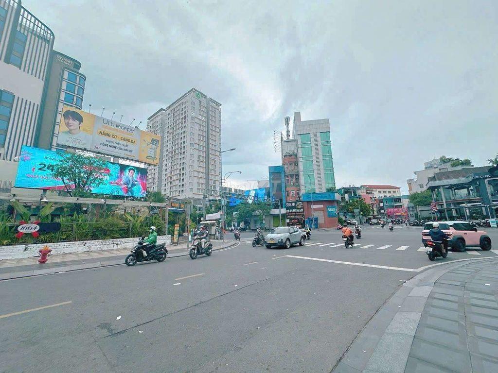 Mặt Tiền Huỳnh Văn Bánh PN, 3lầu đẹp hd thuê 22 triệu Giá 9,5 tỷ