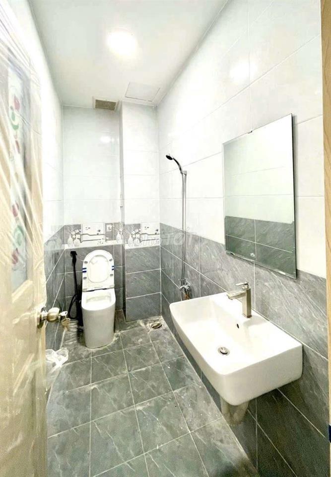 nhà mới đẹp gần Lotte Mart 