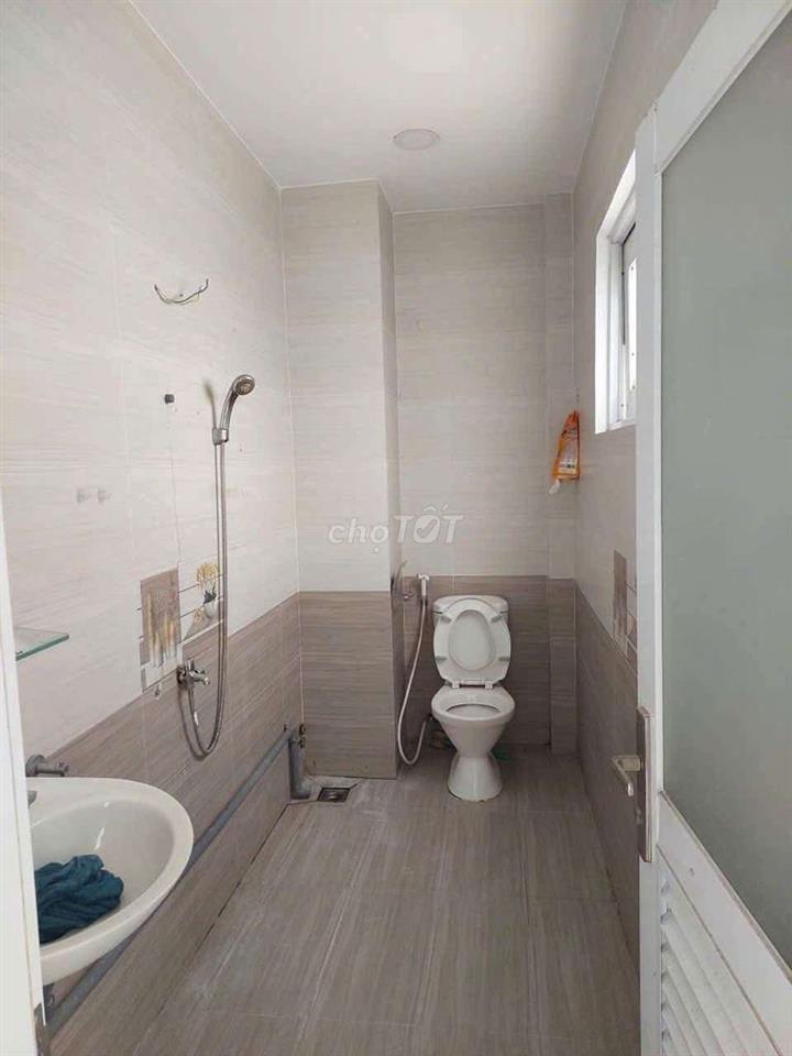 mặt bằng kinh doanh hoặc van phòng công ty 
