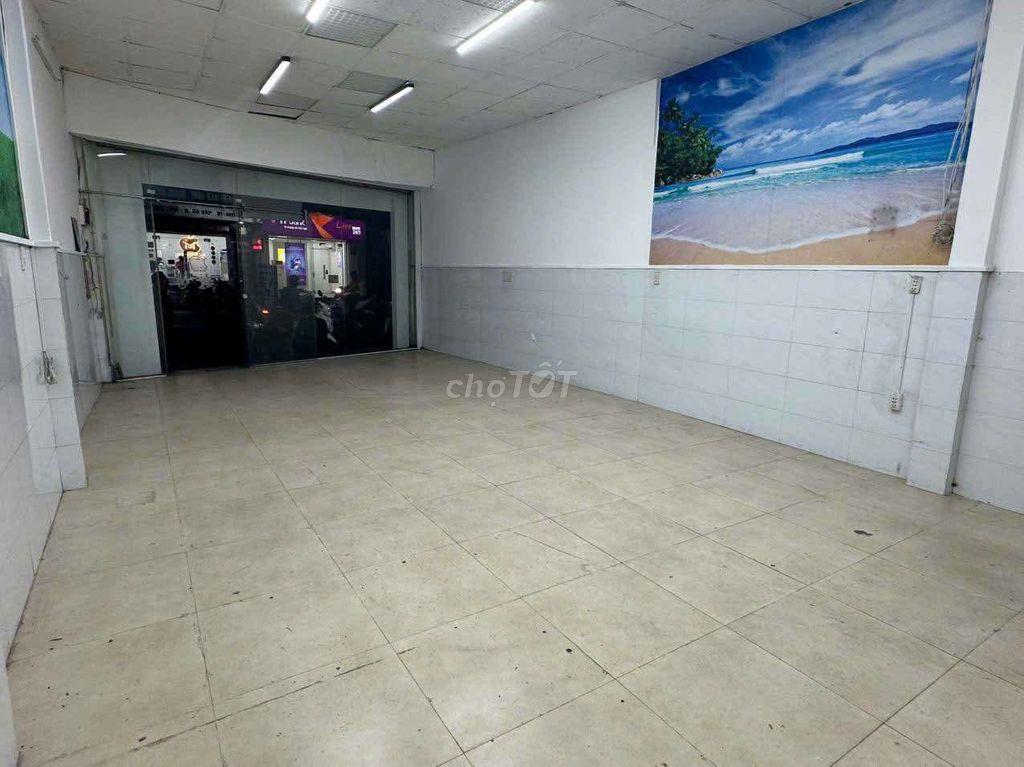 mặt bằng đẹp rộng rải 