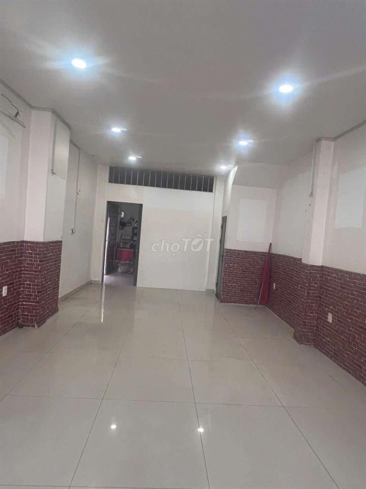 nhà trông vào ỏ ngay đầy đủ nổi that trung tâm tan bình 
