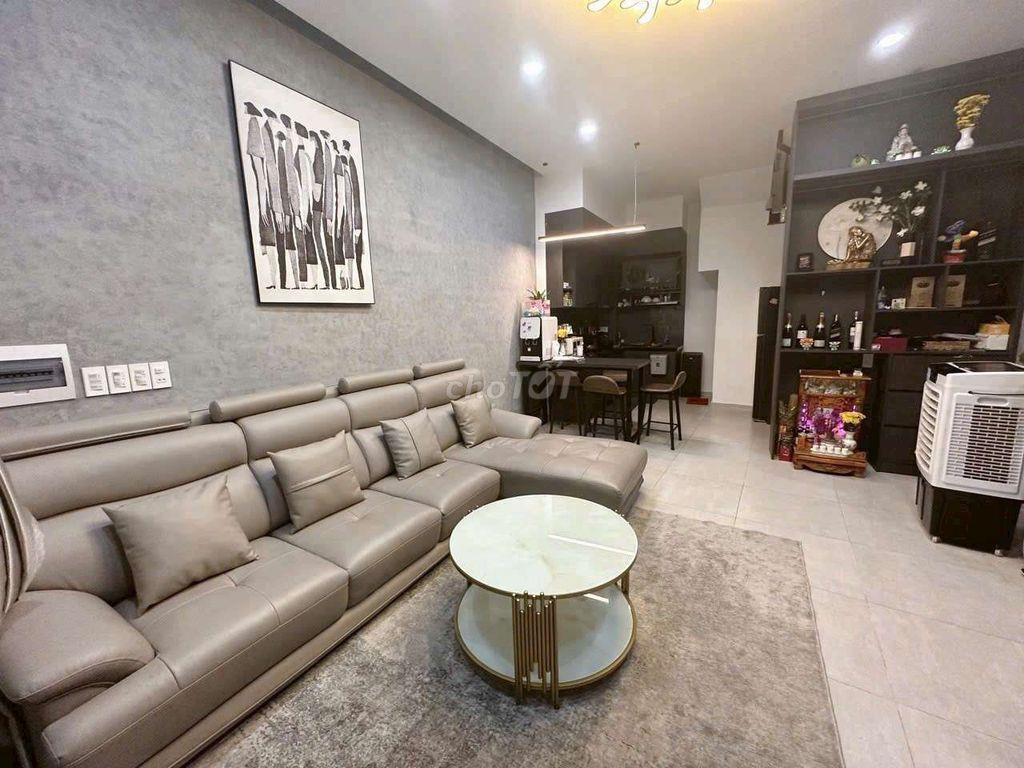 nhà đẹp hẻm rộng 