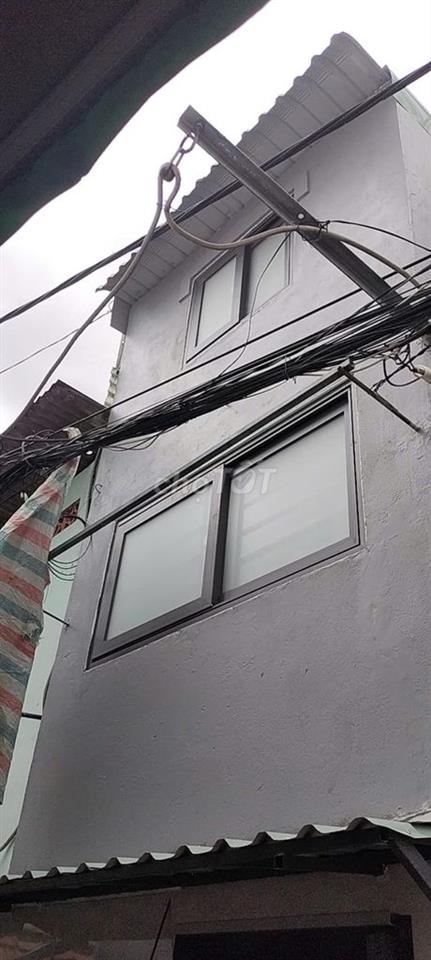 Nhà cho thuê , nguyễn văn công , chợ tân sân nhất