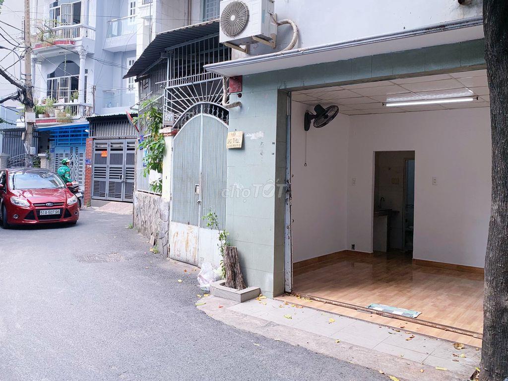 NHÀ MẶT TIỀN HẺM LỚN ĐƯỜNG NGUYỄN KIỆM GÒ VẤP - 25m2 - 𝐂𝐎́ 𝐌𝐀́𝐘 𝐋𝐀̣𝐍𝐇