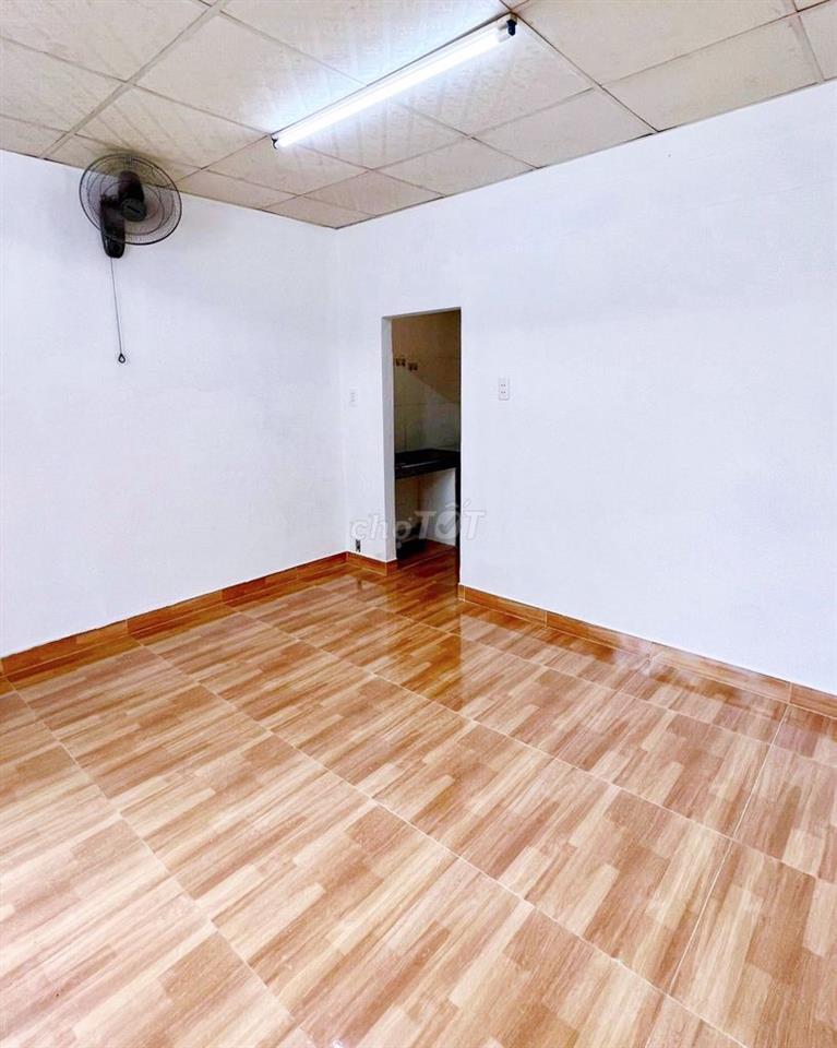 NHÀ MẶT TIỀN HẺM LỚN ĐƯỜNG NGUYỄN KIỆM GÒ VẤP - 25m2 - 𝐂𝐎́ 𝐌𝐀́𝐘 𝐋𝐀̣𝐍𝐇