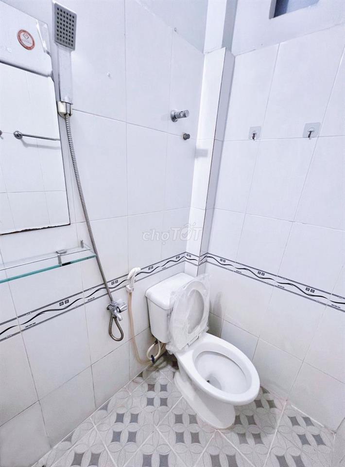 NHÀ MẶT TIỀN HẺM LỚN ĐƯỜNG NGUYỄN KIỆM GÒ VẤP - 25m2 - 𝐂𝐎́ 𝐌𝐀́𝐘 𝐋𝐀̣𝐍𝐇