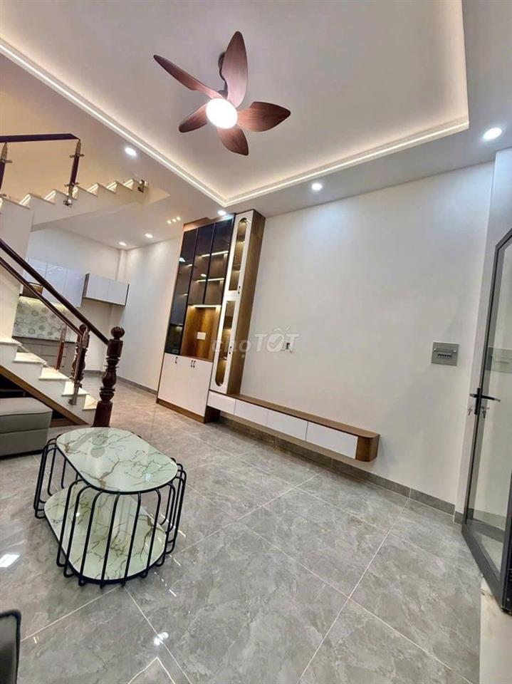Nhà nguyên căn đường số 8 gò vấp , 1 trệt 3 lầu 4 pn, giá 18 triệu/th