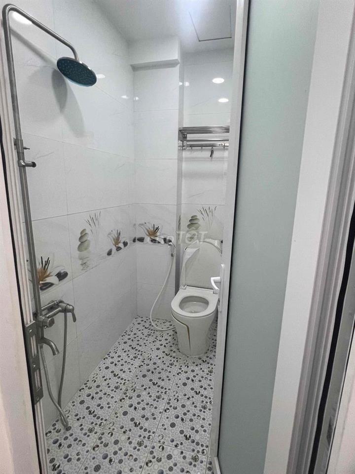Cho thuê nhà hẻm 160 Phan Huy Ích, phường An Hội Tây, TPHCM.