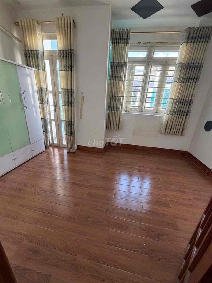 cho thuê nhà 4 tầng gò vấp. đường xe tải lớn