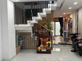 Cho thuê nhà ĐẸP ngang 5m đường Thạnh Lộc