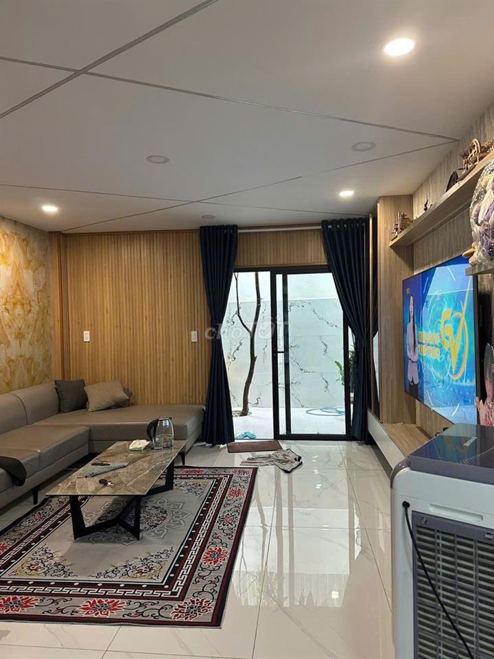 Cho thuê nhà ĐẸP ngang 5m đường Thạnh Lộc