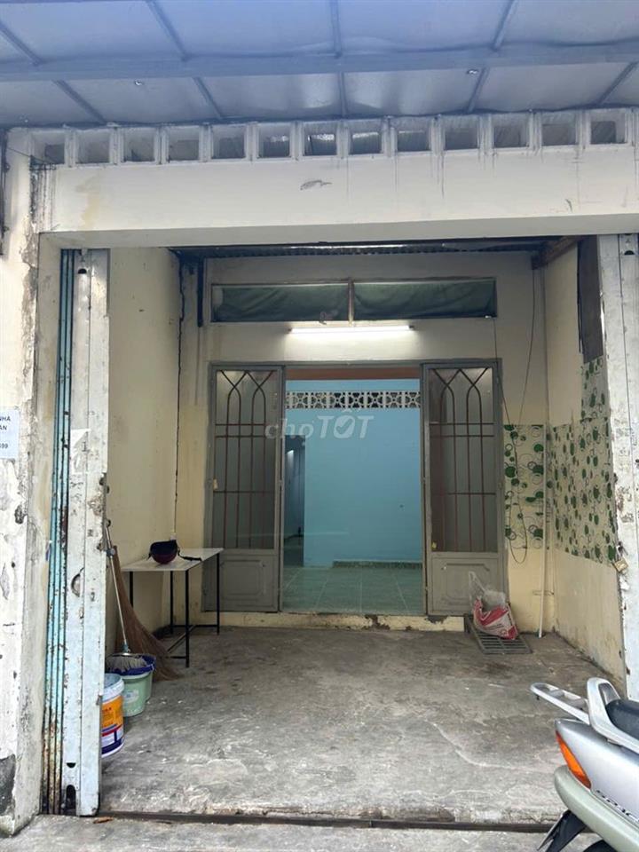 CHO THUÊ NHÀ CẤP 4 NGUYÊN CĂN, GẦN CÔNG VIÊN