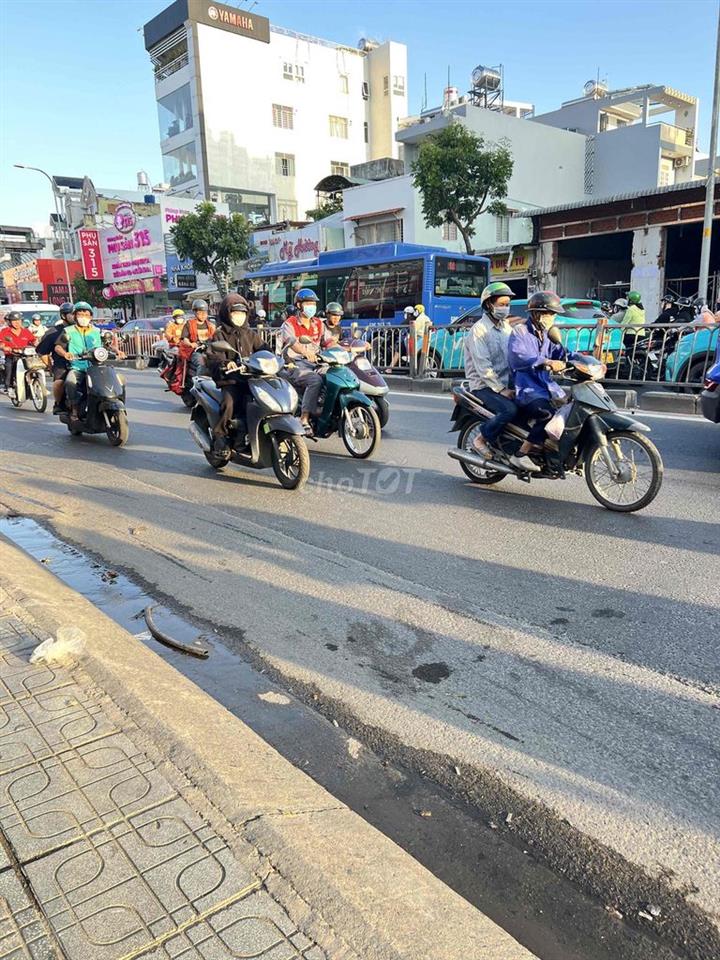 nhà mặt tiền Quang Trung gò vấp
