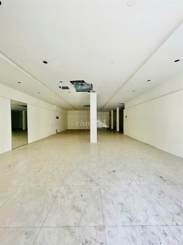 CHO THUÊ NHÀ GÓC 2 MẶT TIỀN Đ.QUANG TRUNG (TRỆT 2 LẦU 8mX22m) GÓC ĐẸP