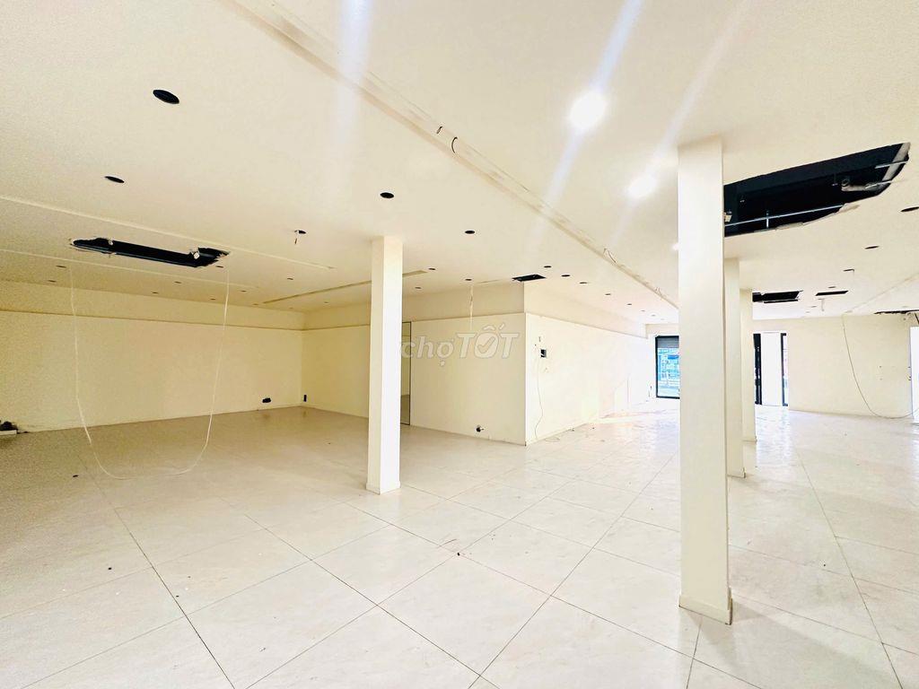 CHO THUÊ MẶT BẰNG GÓC 2 MẶT TIỀN Đ.QUANG TRUNG (TRỆT 3 LẦU 8m X 22m)