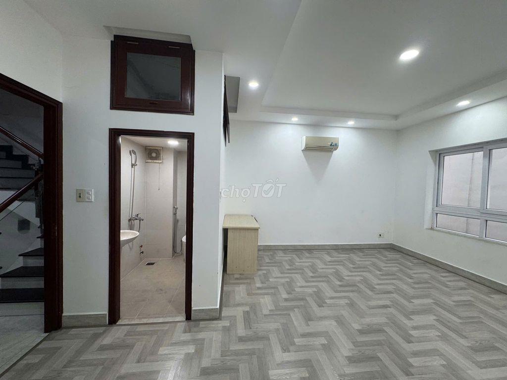 CHO THUÊ CĂN CITYLAND MẶT TIỀN TRẦN THỊ NGHỈ (5 TẦNG 5X20) THANG MÁY