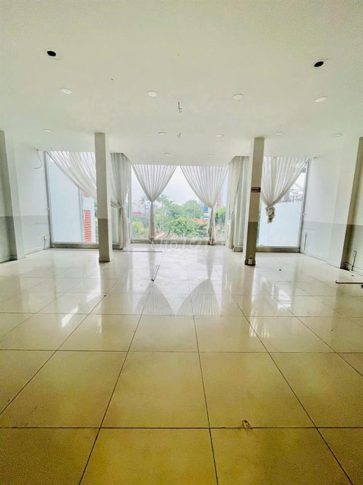 CHO THUÊ NGUYÊN CĂN MẶT TIỀN NGUYÊN VĂN LƯỢNG (HẦM_3 LẦU 8X18) TRÍ ĐẸP