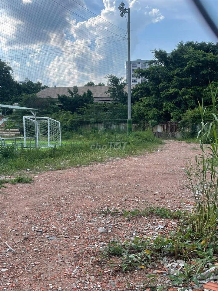 CHO THUÊ ĐẤT TRỐNG MẶT TIỀN BỜ KÊNH_800m2_CÓ MẶT TIỀN 30m_KD ĐA NGÀNH