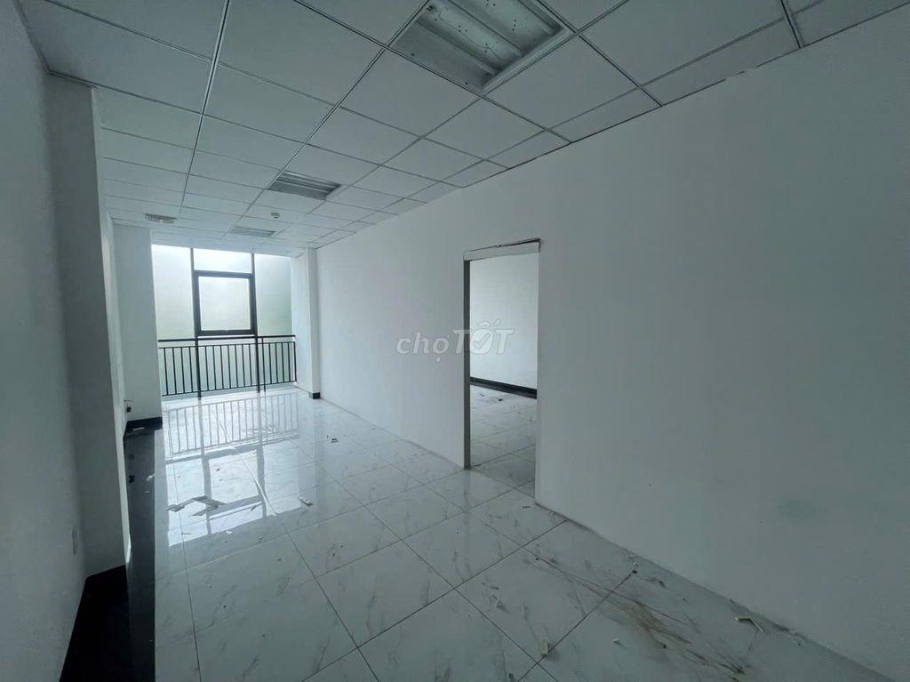 CHO THUÊ TÒA BUILDING MẶT TIỀN Đ,NGUYỄN VĂN KHỐI (HẦM 6 LẦU 6,5X25)