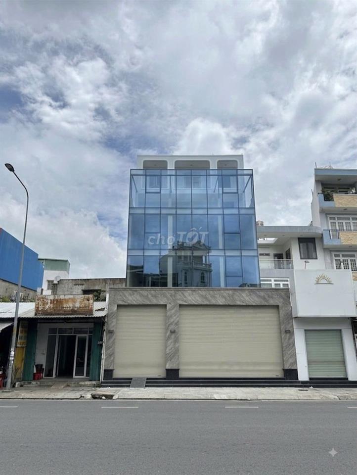 CHO THUÊ BUILDING MỚI XÂY MẶT TIỀN Đ.NGUYỄN OANH (HẦM 5 LẦU 10X22) ĐẸP