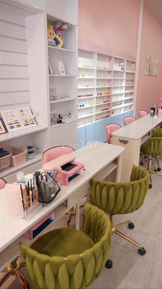 SANG TIỆM NAIL-MI-GỘI ĐẦU CAO CẤP NGAY NGÃ 4 GÒ VẤP, SIÊU RỘNG 2 LẦU