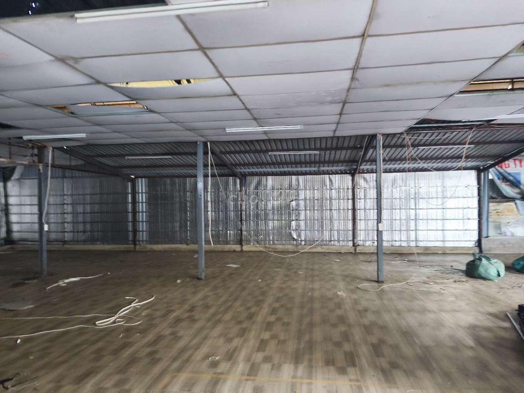 🏠❤ cho thuê mặt bằng kho xưởng 700m2 dương Quảng Hàm Gò Vấp 
