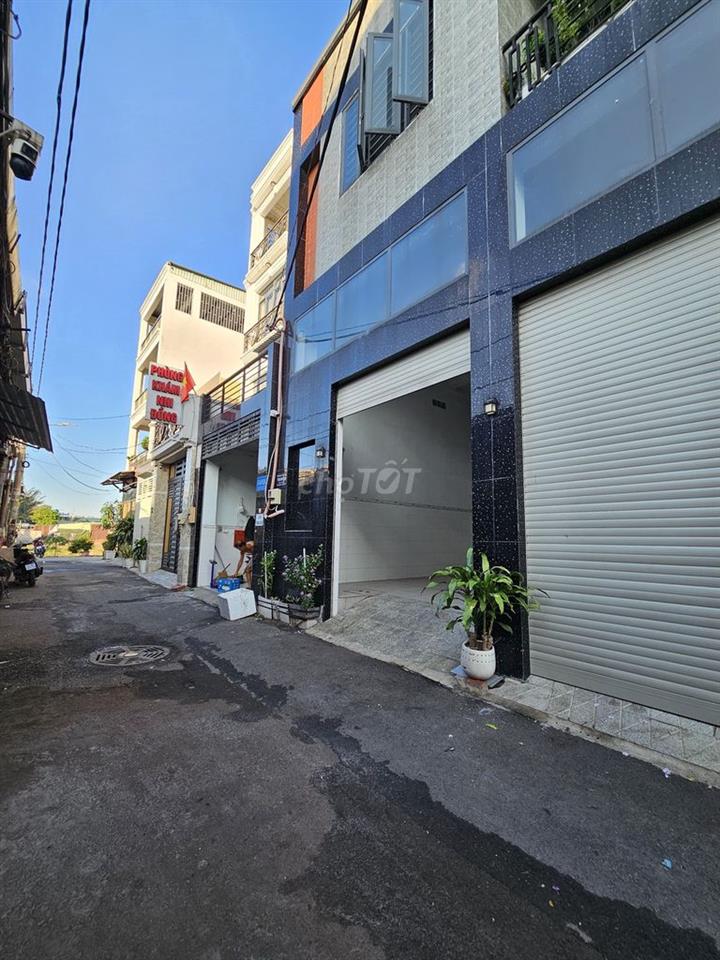 CHO THUÊ NHÀ XƯỞNG/VĂN PHÒNG 150M2 GÒ VẤP