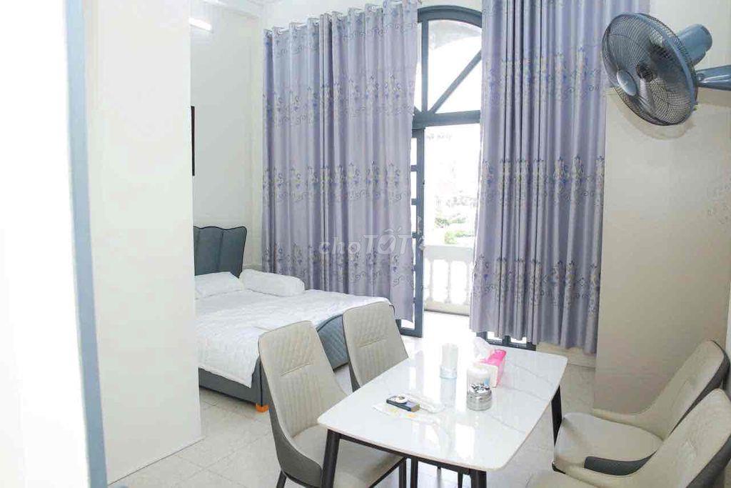 phòng đầy đủ tiện nghi, thuê giờ, ngày, tháng đều có