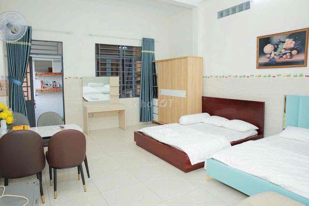 phòng đầy đủ tiện nghi, thuê giờ, ngày, tháng đều có