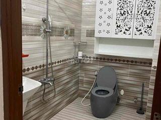 phòng đầy đủ tiện nghi, thuê giờ, ngày, tháng đều có