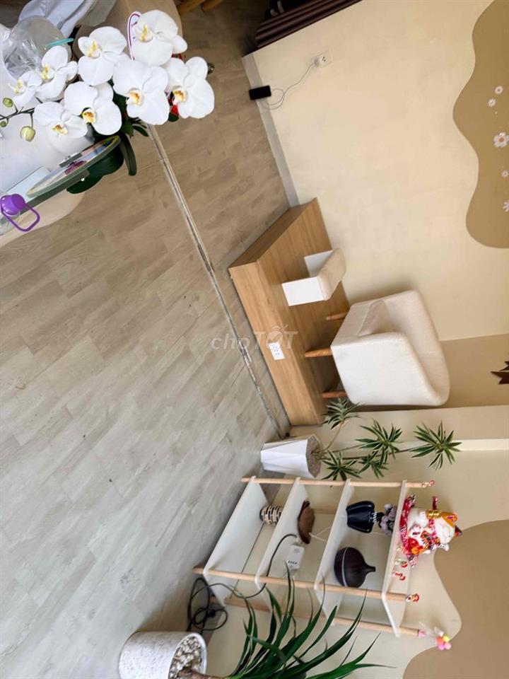 Cho thuê mb làm nail Gò Vấp
