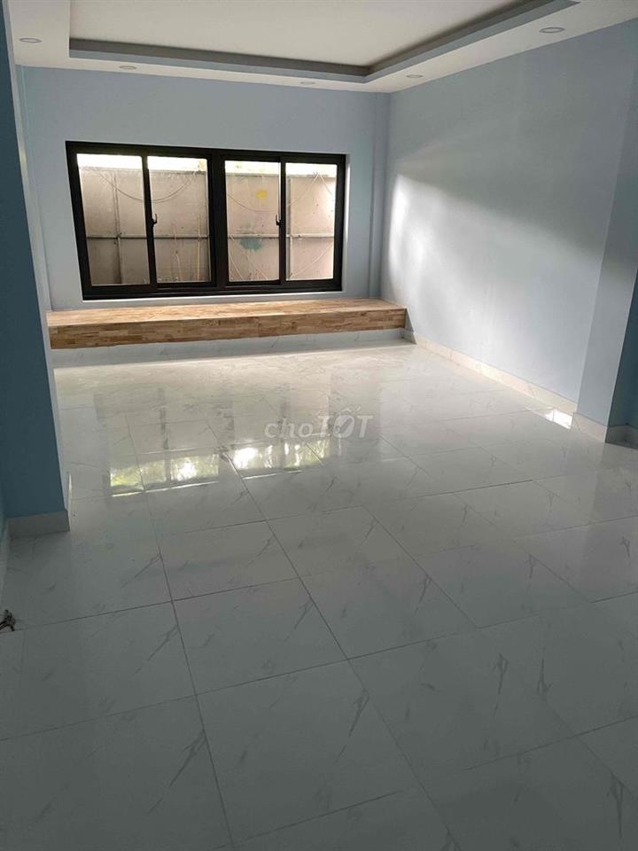 NHÀ MẶT TIỀN PHẠM VĂN ĐỒNG – NHÀ 4 TẦNG, VỊ TRÍ KINH DOANH ĐẸP