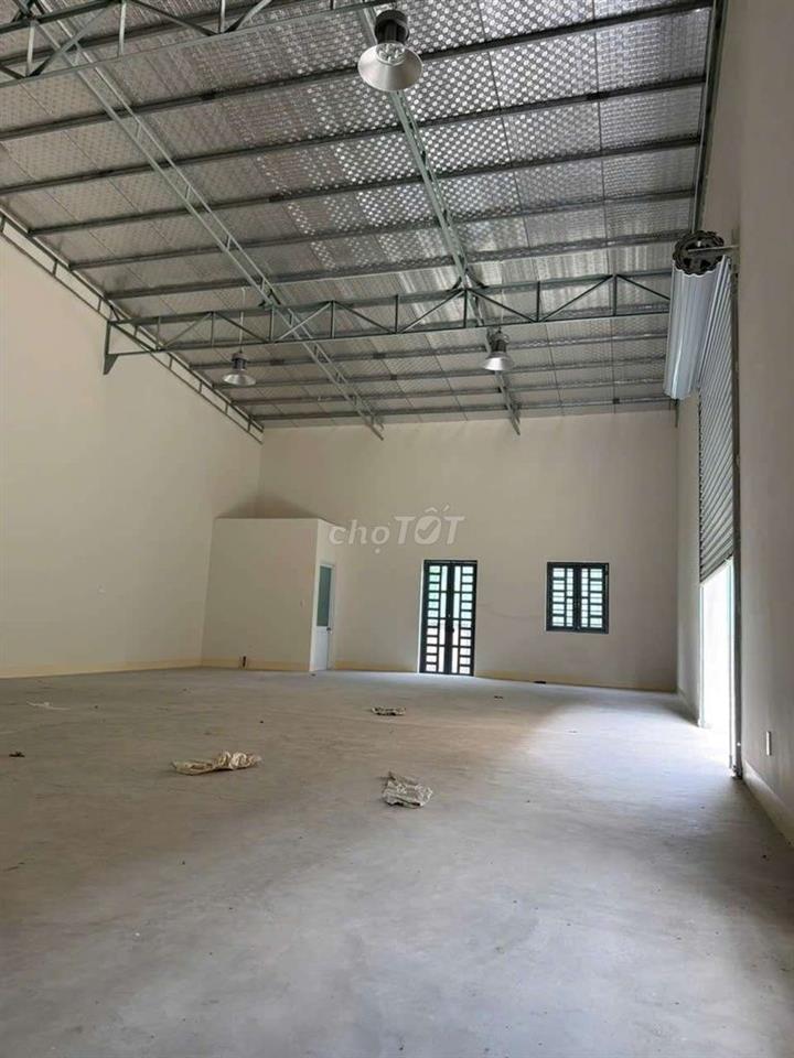 cho thue 350m kho xuong dang thuc vinh hic mon