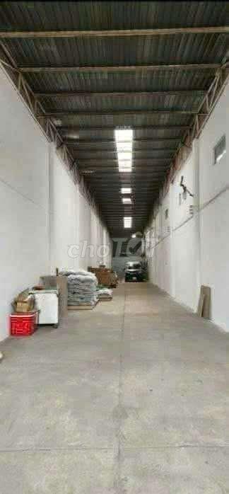 cho thue kho 260m mat tien quoc lo quan 12